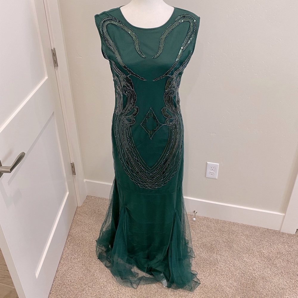 Brand me 1920s style prom long dress Large green